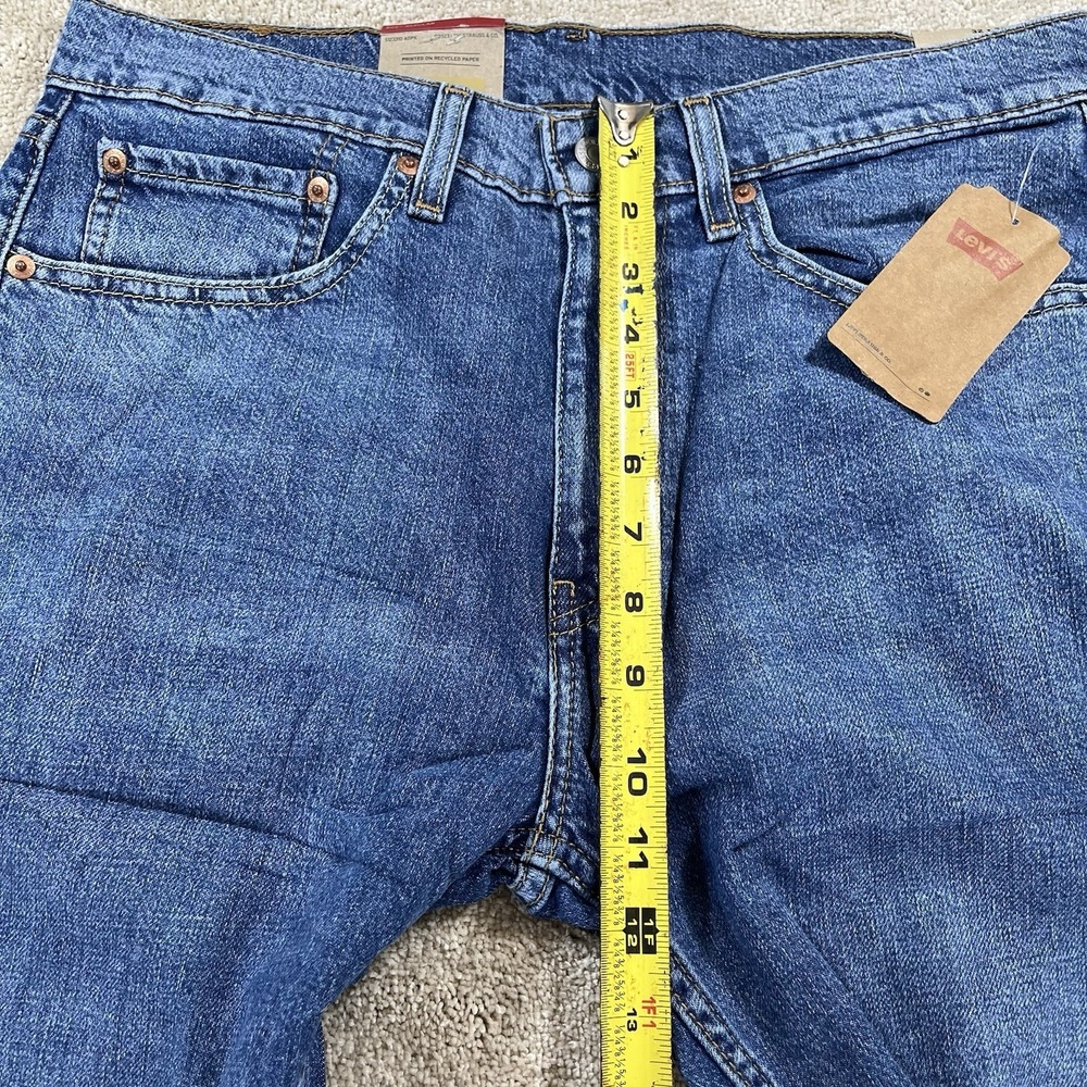 Levi's Men's 505 Jeans Regular Fit Stretch Denim Size 32x30 Medium Wash NWT - Picture 4 of 14